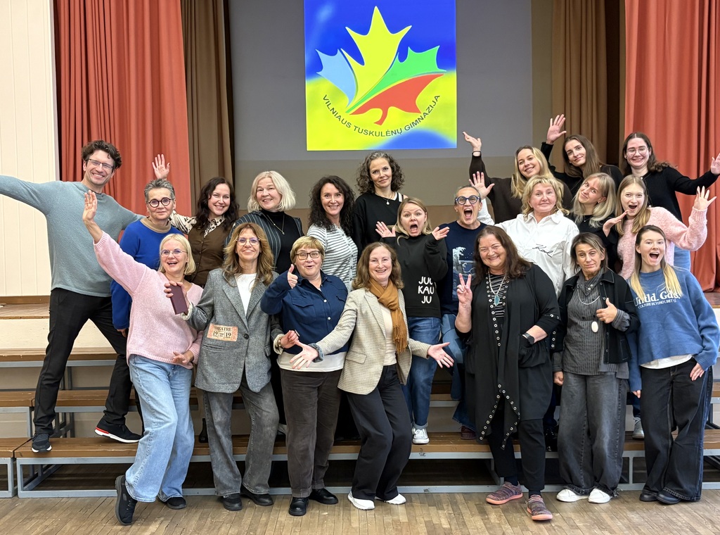 Seminaras „Teatro pratimai viešosios kalbos įgūdžiams lavinti“