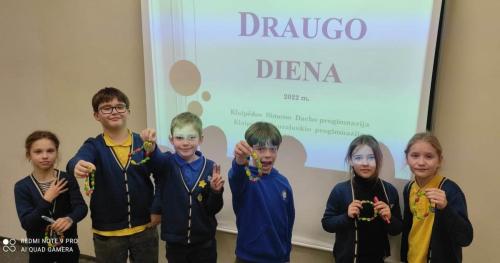 2022-11-30-Draugo-diena-1