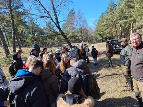 2025-04-14-Puseliu-sodinimo-akcija-02